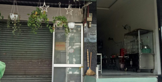 Nhà nguyên căn Tỉnh lộ 10 gần Tên lửa 4x20 giá 15tr/tháng