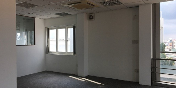 Cho thuê văn phòng trệt MT Huỳnh Tịnh Của, Q3, 47m2, 19.2 triệu/ tháng bao thuế