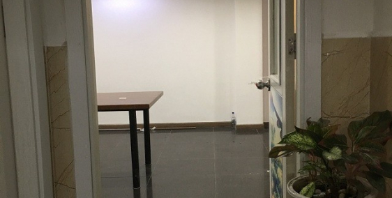 Cho thuê văn phòng đẹp MT Phan Xích Long, PN, 20m2, 6.5 triệu bao thuế.