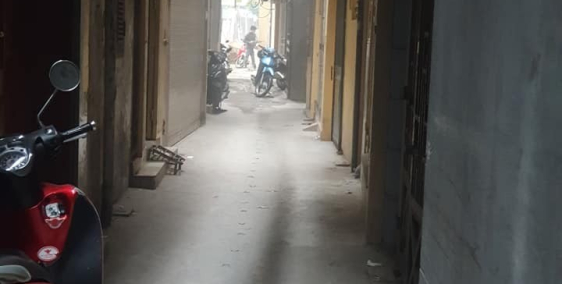 Bán nhà Hoàng cầu, 4 tầng, oto đỗ cửa 10m