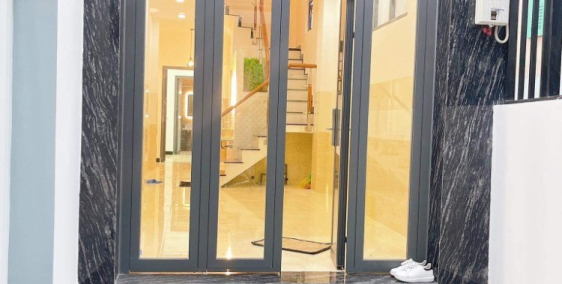 Nhà mới, nở hâu, 1lầu căn góc hẻm Chánh Hưng P9 Q8