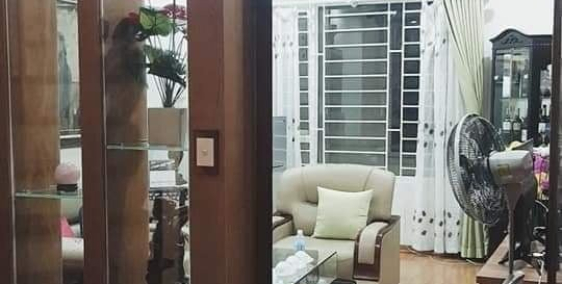 Bán nhà mặt phố Khuất Duy Tiến, kinh doanh, 179m2, nhỉnh 30 tỷ, 0906626679.