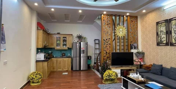 Quá hiếm,nhà Hồ Tùng Mậu 50m2, 5T,ngõ rộng,khu dân trí cao, 4.6tỷ