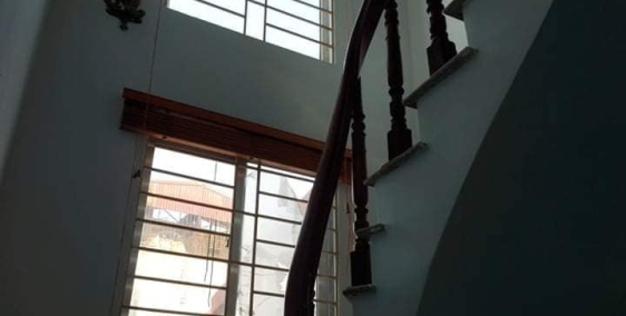 Hạ 300 triệu bán nhà Tam Khương -  Tôn Thất Tùng số đỏ 75m2 giá 4.5 tỷ.