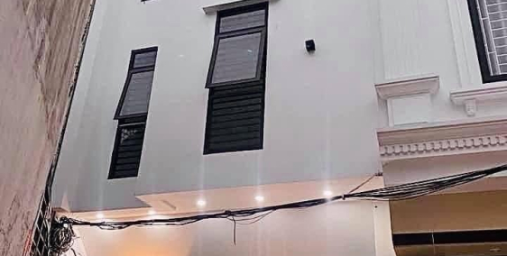 SIÊU PHẨM Khúc Thừa Dụ phía sau siêu thị Aeon Mall