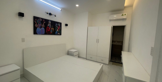 Bán Nhà HXH Đường Nguyễn Đình Chiểu F4 Phú Nhuận