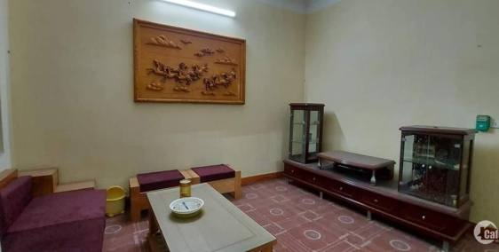 Bán nhà Trần Cung, phân lô Oto, KD văn phòng 80m2, MT5m giá 5.75 tỷ.