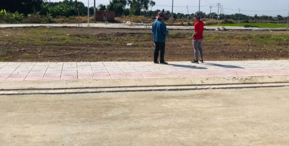 Lô đất dân thổ cư 100m2,mặt tiền giá hời đang tìm chủ thiện chí,có thương lượng,