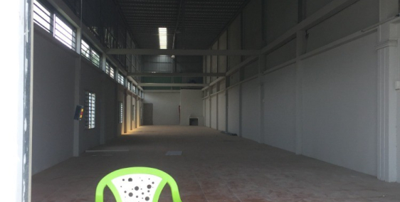 Thím Tám có xưởng mới xây cấn bán ngay ĐT 825, Giá: 1 tỷ 4, Diện tích: 6x42m2