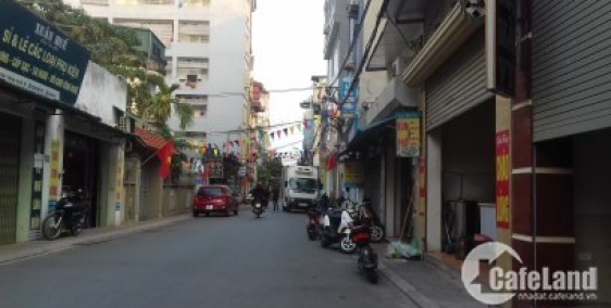 Lô 2 mặt thoáng Gia Lâm , mặt tiền lớn , vuông vắn chỉ 2 tỷ 567 . LH : 096416706