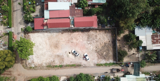 Đất ở ngay UBND, khu dân cư hiện hữu đông đúc, đường nhựa, xây dựng tự do