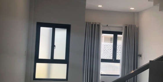 Cho thuê nhà phố 1 trệt 1 lầu Oasis City thị xã Bến Cát, Bình Dương