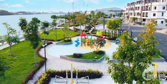 Nhà Phố Liền kê Trung Tâm Thương Mại - Cần Giuộc