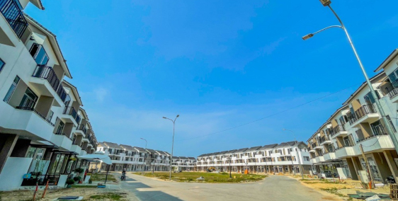 Chính chủ căn 3 tầng view công viên trung tâm.