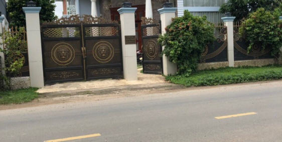 CƠHỘI HIẾM.DinhThự Toạ Lạc MT Đường Rộng Lớn.XâyKỳCông, Giá rẻ bất ngờ