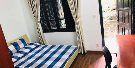 Bán nhà gần hồ, ngõ đường Thành Công, Ba Đình, 4.15 tỷ, 32m2x5T; 03 ngủ