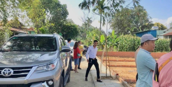 ĐẤT SÁT NGAY TRUNG TÂM- GẦN CHỢ LỆ TRẠCH HOÀ TIẾN