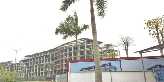 Bán nhanh nhà phố thương mại, trong cụm công nghiệp 700 héc ta, phục vụ 100 nghì