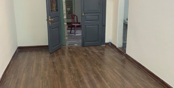 Bán nhà mặt ngõ Liễu Giai 30m2*4T-2 mặt thoáng, ô tô nhỏ. Giá 3,9 Tỷ