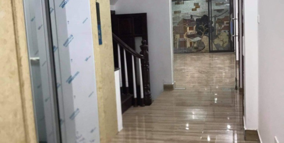 CHÍNH CHỦ BÁN NHÀ MẶT PHỐ HOA BẰNG, CẦU GIẤY. Ô TÔ ĐỖ CỬA, 7 TẦNG.