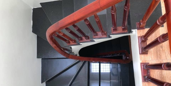 BÁN NHÀ NGÕ 3 GÁC, 30M22, 5 TẦNG GIÁ 3.35 TỶ