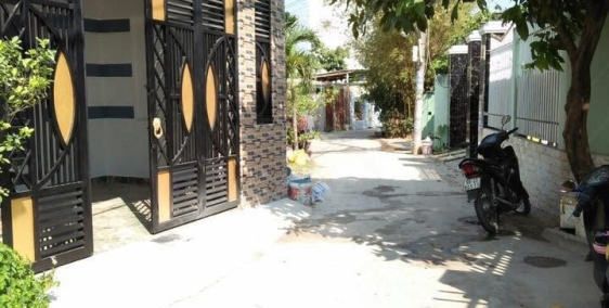 Bán gấp nhà 65m2 MT đường nhựa 6m, chính chủ, đang cho thuê 4tr/th