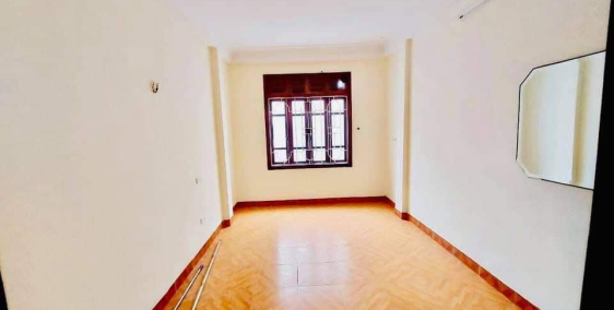 NHÀ 5 TẦNG LONG LANH - 10M RA PHỐ - KINH DOANH TỐT - TRẢ GIÁ LÀ CHỐT- HAI BÀ