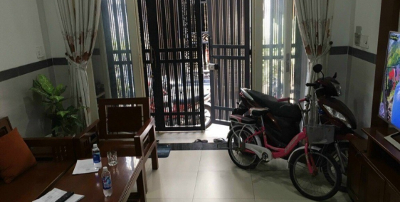 Bán nhà 4m đường Tô Hiến Thành, Q10, hẻm 163 DT 4.1x10m, nhà 2 lầu giá 4.2 tỷ