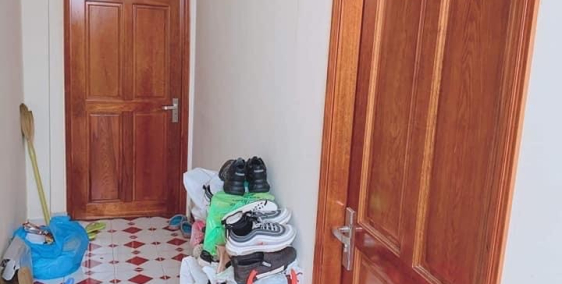 65m2, 5 tầng BTCT, đường Ba Tháng Hai, giá chào 7.x tỷ