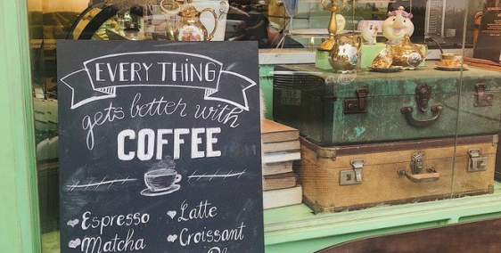 Cần bán gấp mặt tiền căn góc Nguyễn Trọng Tuyển kd rất tốt !