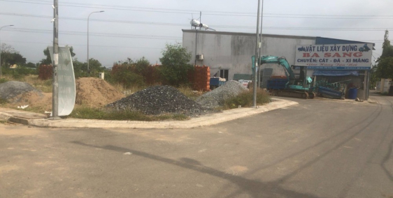 Cần bán nền góc 2 MT B2 Hoàng Phan Thái Q.Bình Chánh, đã có sổ hồng.