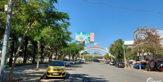 Bán đất Thổ cư - Sổ Riêng ngay khu ăn chơi D2D đầy đủ tiện ích xung quanh