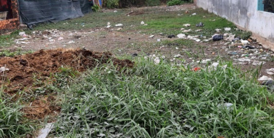 Do nhà cần tiền kinh doanh bán lô đất ĐT 825, Giá: 580 triệu. Diện tích: 5x27m2