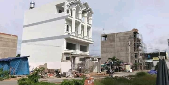 Dự án nằm gần vincity 900ha, nằm mặt tiền đường tỉnh lộ 8.