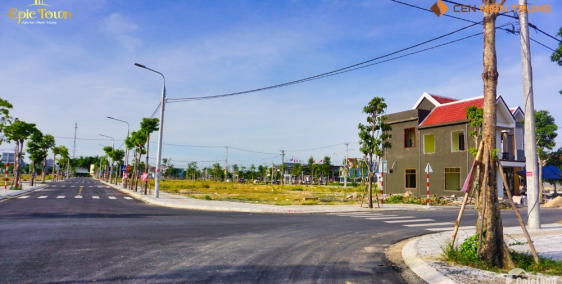 Cần bán gấp lô đất ngay nhà hàng tiệc cưới. Sổ đỏ công chứng ngay