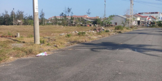 Duy nhất 2 lô đất biển Hội AN giá chỉ 17.x tr/m2 cách biển 50m đối diện với reso