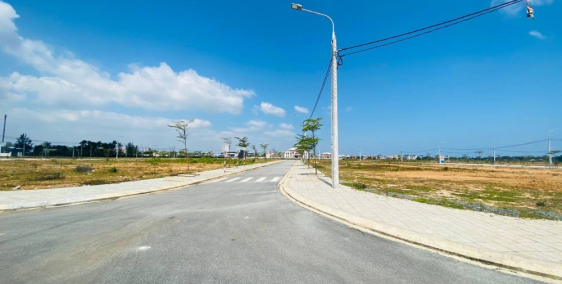 Đất núi thành 150m giá rẻ - Liên hệ để được tư vấn trực tiếp