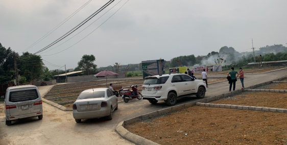 Tôi chính chủ bán đất phân lô nằm trong siêu đô thị vệ tinh Hòa Lạc giá