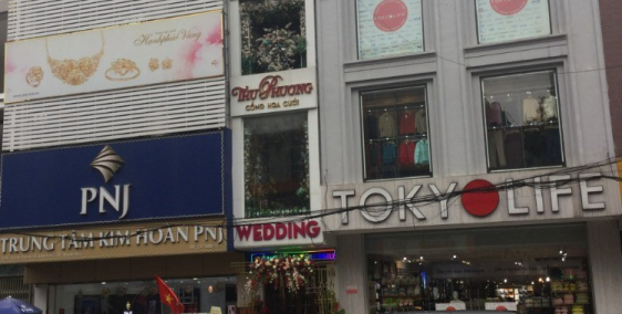 Cho thuê lâu dài nhà nguyên căn 4 tầng, mặt phố Lê Hoàn, phường Lam Sơn