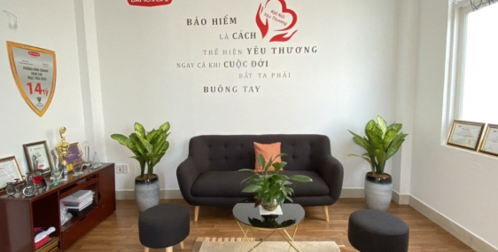 Văn phòng 2 góc mặt tiền 60m2 đường Khánh Hội, Q4 cho thuê