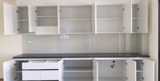 Chuyển công tác cần bán gấp căn góc 2PN, nhà mới bàn giao, view Lanmark Q1