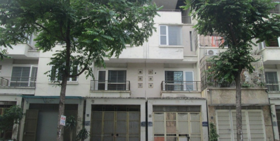 CC bán nhà liền kề mặt đường 24m rộng nhất KĐT Văn Phú 95m2x4T chỉ 8.888 tỷ.