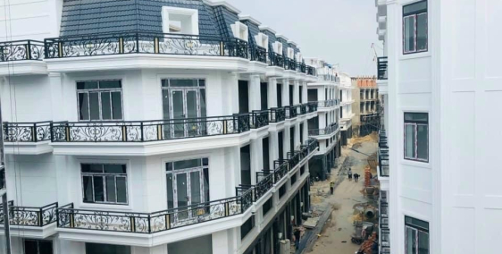 KHU NHÀ PHỐ THƯƠNG MẠI 3 MẶT VIEW SÔNG