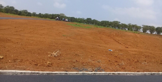 Gia đình cần bán, đất thổ cư 100%ngay TT Lộc Phát giá 650tr 200m2