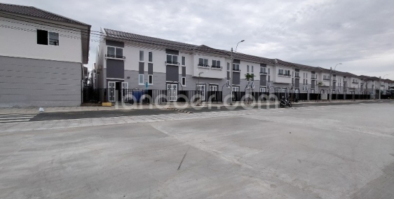 Nhà 1 trệt 1 lầu hỗ trợ góp 3 năm không lãi suất