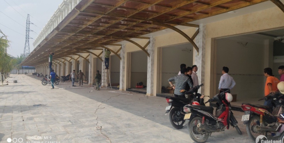 BÁN NHÀ MẶT TIỀN KINH DOANH ĐÔNG HÀO,DĨ AN