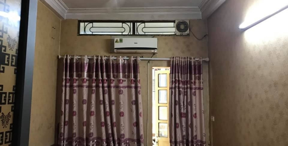 Bán nhà phố Tôn Thất Tùng giá siêu rẻ chỉ 2 tỷ 8