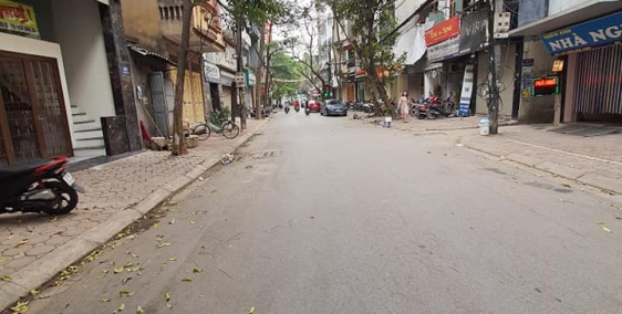 BÁN NHÀ MẶT PHỐ ĐỐNG ĐA VỈA HÈ KINH DOANH 53M 12 TỶ 7