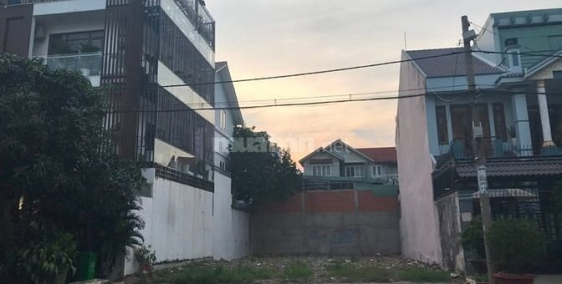 Bán gắp nền đất giá rẻ Sổ Riêng,Thổ Cư Bình Chánh, Cho khách mua ở và mua Đầu Tư