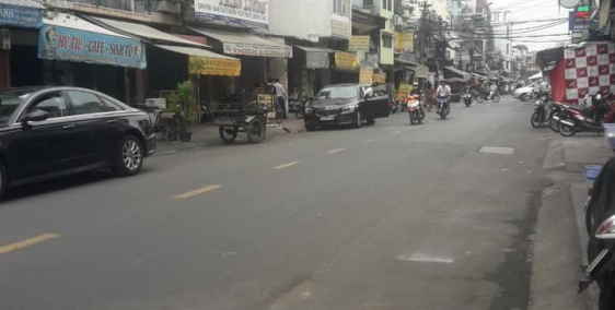 NHÀ NÁT QUẬN 10 - CÁCH MẶT TIỀN 10M - 78M2 KHÔNG LỘ GIỚI - 6TỶ.